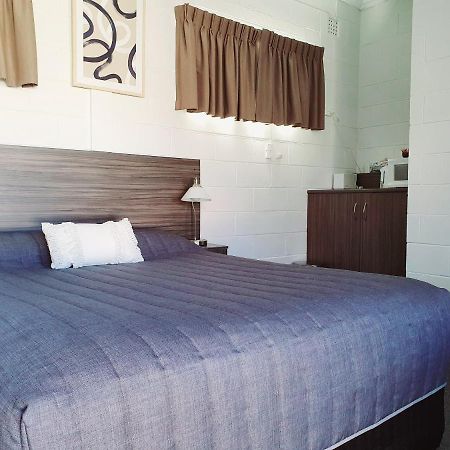 Motel Riverbend テーレム・ベンド エクステリア 写真
