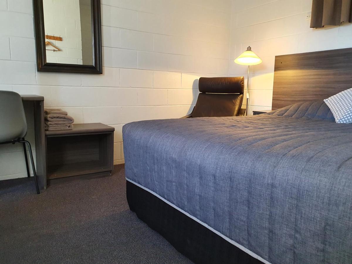 Motel Riverbend テーレム・ベンド エクステリア 写真
