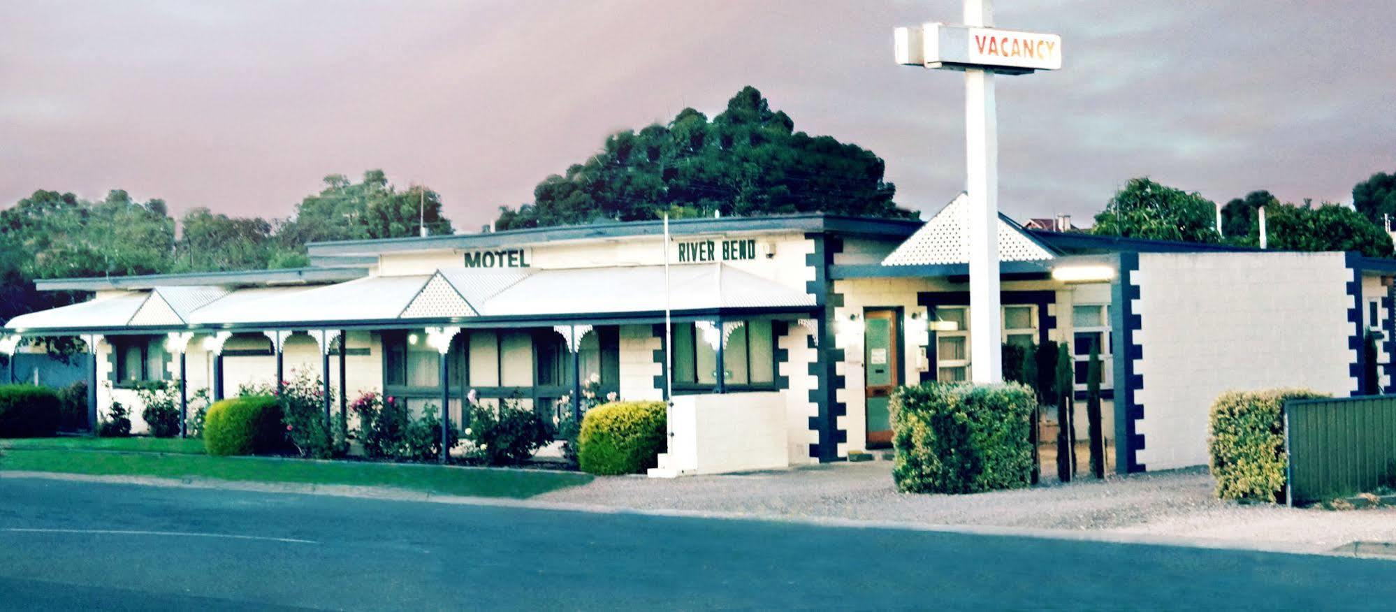Motel Riverbend テーレム・ベンド エクステリア 写真